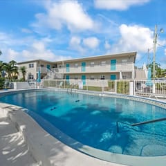 Cozy Beachside Condo 1bd/1bth in Cape Canaveral