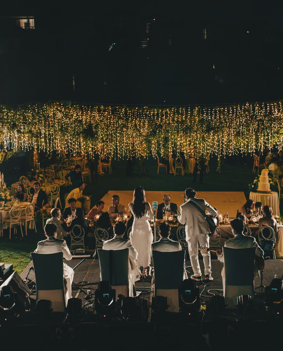 Dinner shows & entertainment